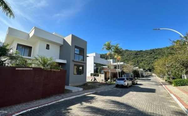 WhatsApp Image 2024-08-14 at 08.03.32 (3)