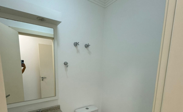 WhatsApp Image 2025-11-10 at 16.12.14 (1)