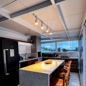 7518d774-508f-47d5-a1da-e8d3fd2624b7