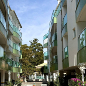 WhatsApp Image 2025-05-09 at 13.03.51