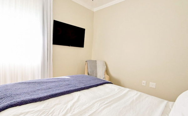 WhatsApp Image 2025-11-12 at 10.06.33 WhatsApp Image 2025-11-12 at 10.06.33