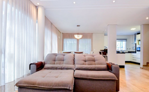 WhatsApp Image 2025-11-12 at 10.06.40 (4) WhatsApp Image 2025-11-12 at 10.06.40 (4)