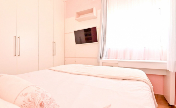 WhatsApp Image 2025-11-12 at 10.06.42 (1)