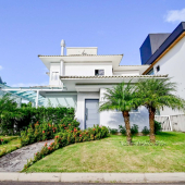 WhatsApp Image 2025-11-12 at 10.06.42 (2)